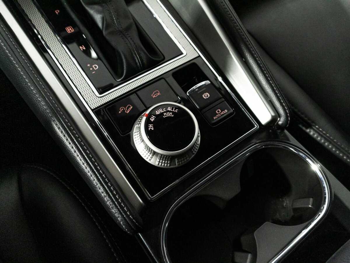 Купить Mitsubishi Pajero Sport, 2021, 109 926 км, фото №19