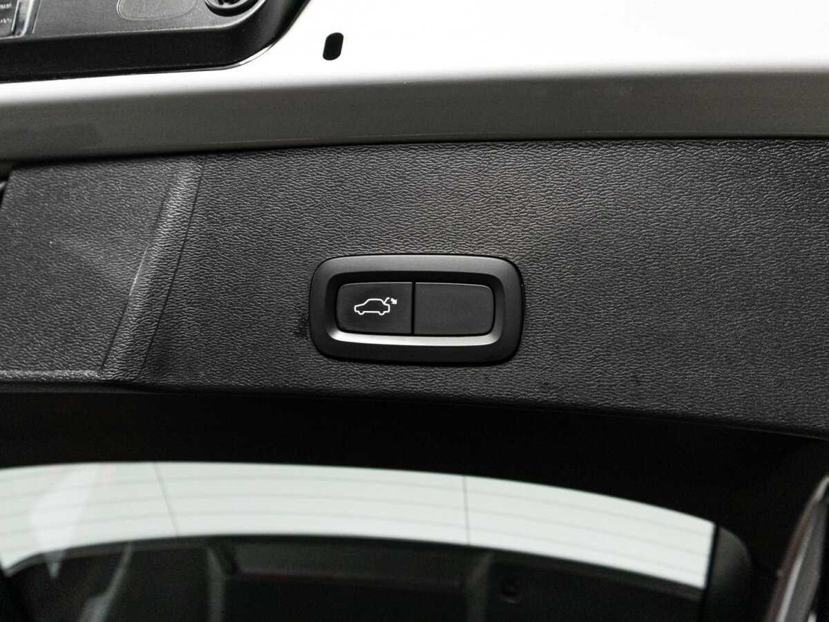 Купить Volvo XC40, 2019, 51 831 км, фото №16