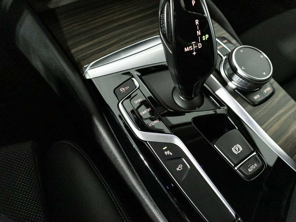 Купить BMW 5 серии 520d xDrive, 2019, 90 536 км, фото №22