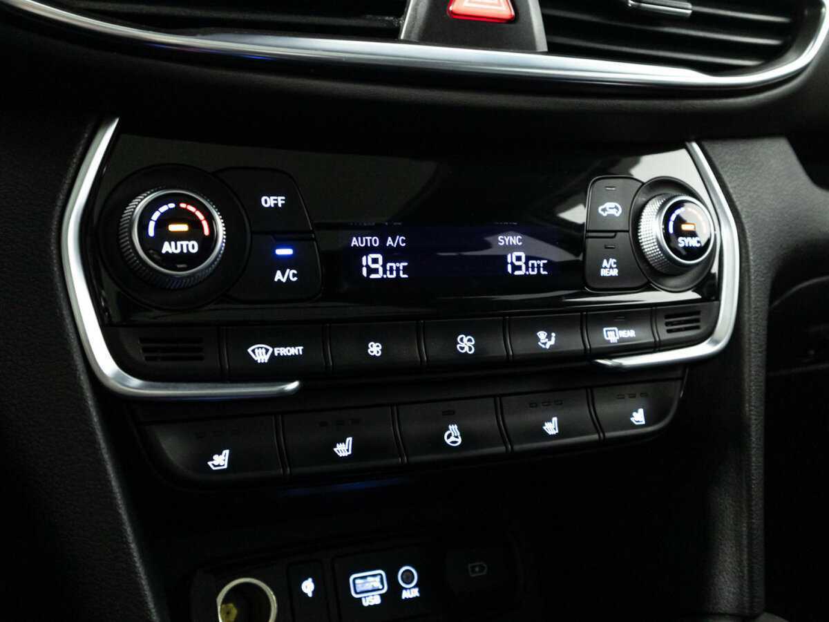 Купить Hyundai Santa Fe, 2019, 84 860 км, фото №27