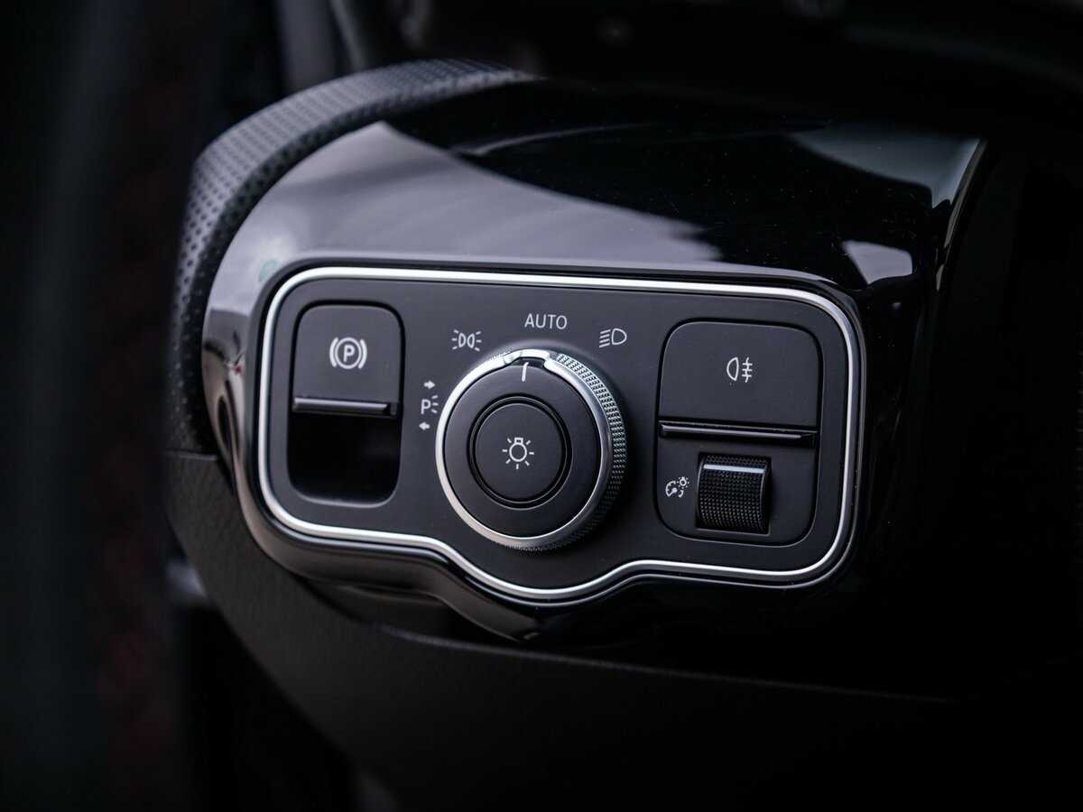 Купить Mercedes-Benz CLA 200, 2019, 104 351 км, фото №21