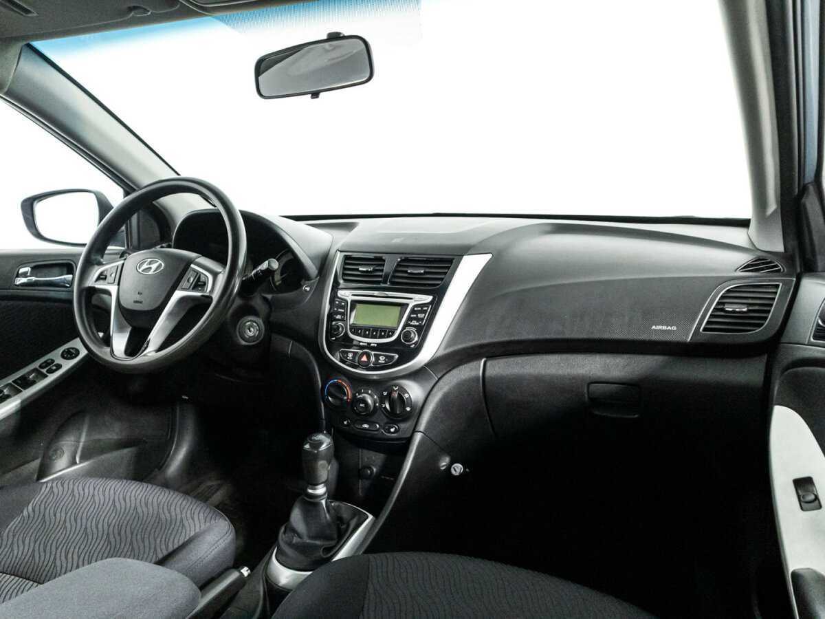 Купить Hyundai Solaris, 2011, 123 456 км, фото №9