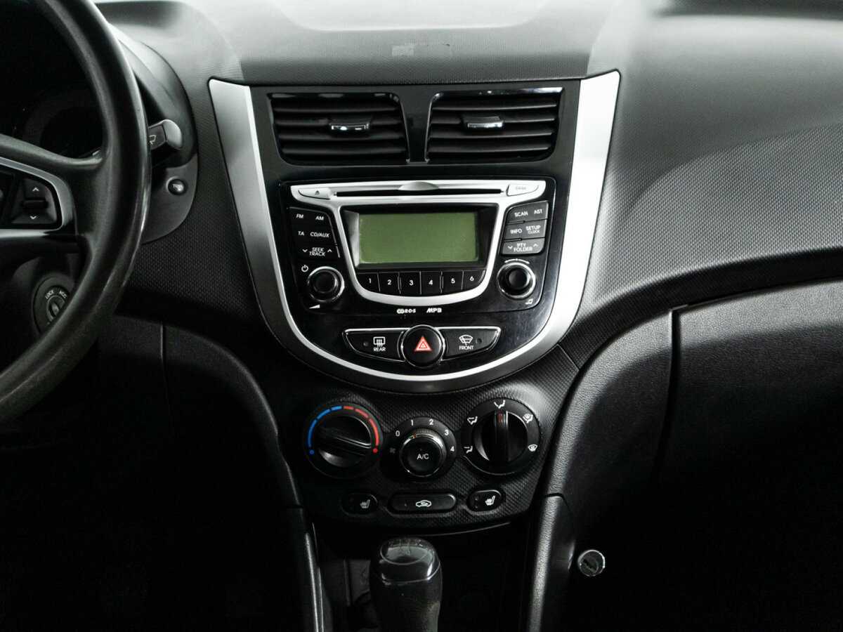 Купить Hyundai Solaris, 2011, 123 456 км, фото №14