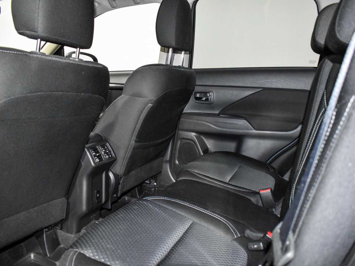 Купить Mitsubishi Outlander, 2021, 36 408 км, фото №13