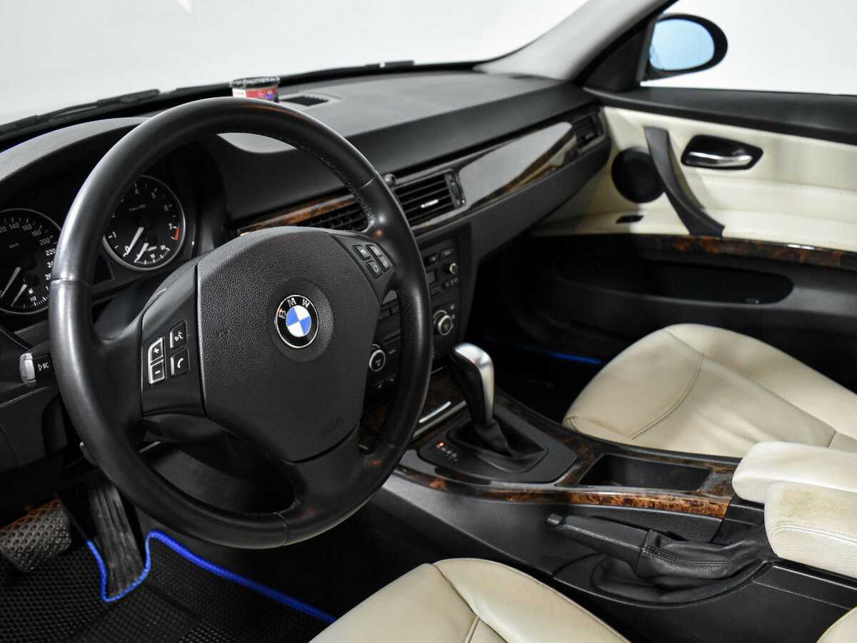 Купить BMW 3 серии 325i, 2007, 217 099 км, фото №9