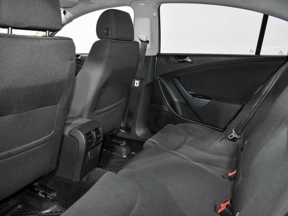 Купить Volkswagen Passat, 2006, 274 261 км, фото №9