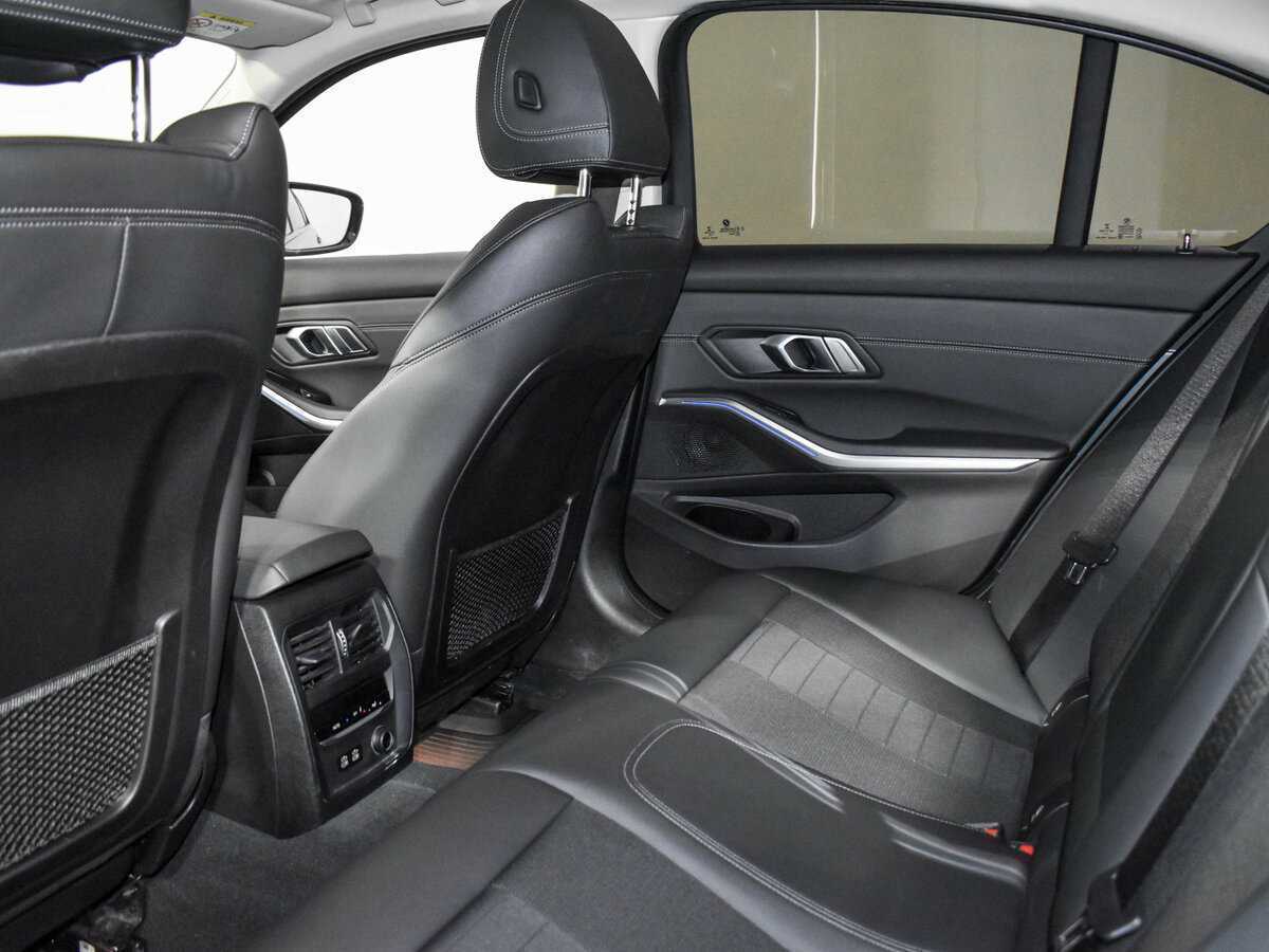 Купить BMW 3 серии 320i, 2020, 105 500 км, фото №11