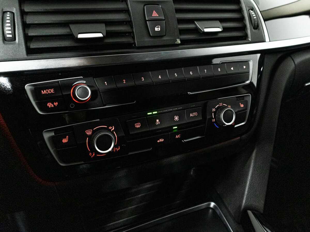 Купить BMW 3 серии 320i xDrive, 2018, 69 769 км, фото №15