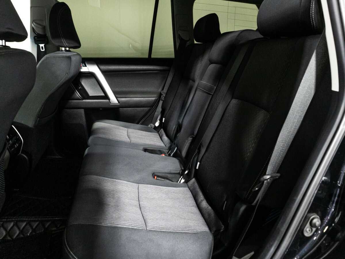 Купить Toyota Land Cruiser Prado, 2017, 105 282 км, фото №8