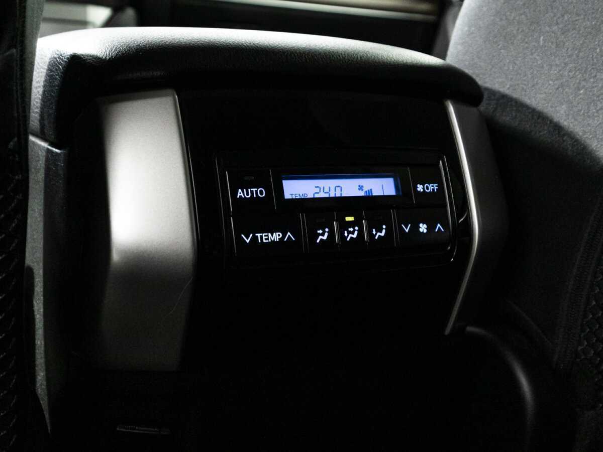 Купить Toyota Land Cruiser Prado, 2017, 105 282 км, фото №23