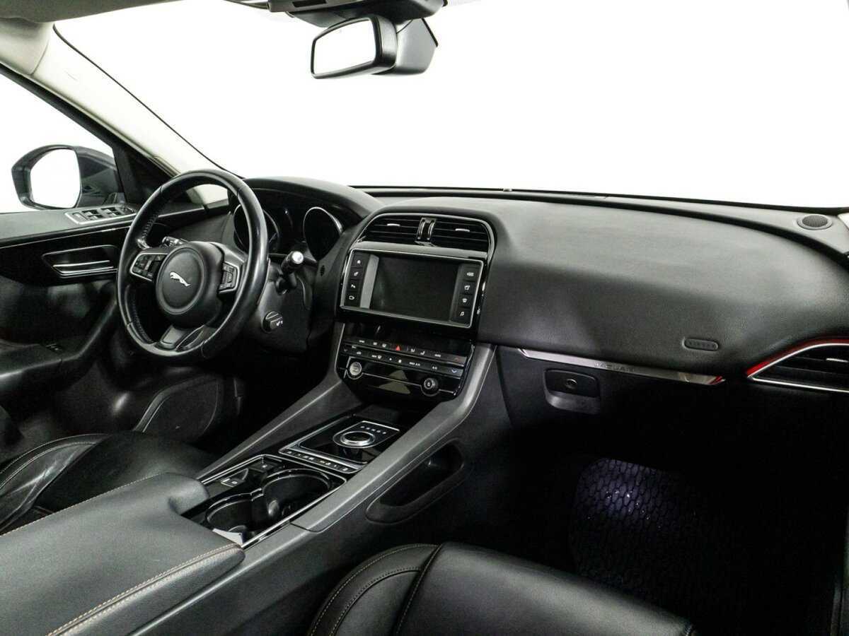 Купить Jaguar F-Pace, 2017, 115 102 км, фото №9