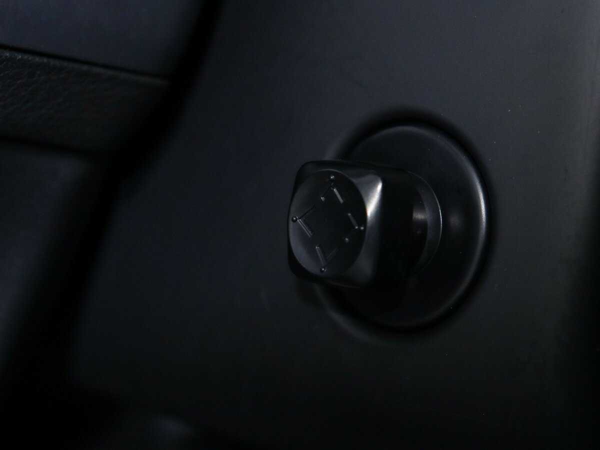 Купить Infiniti Q50, 2015, 92 055 км, фото №17