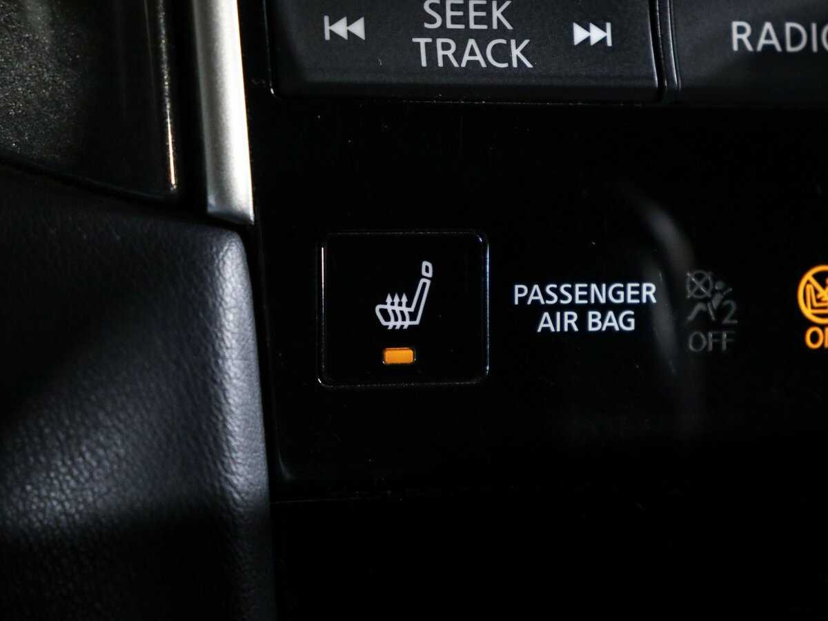 Купить Infiniti Q50, 2015, 92 055 км, фото №19