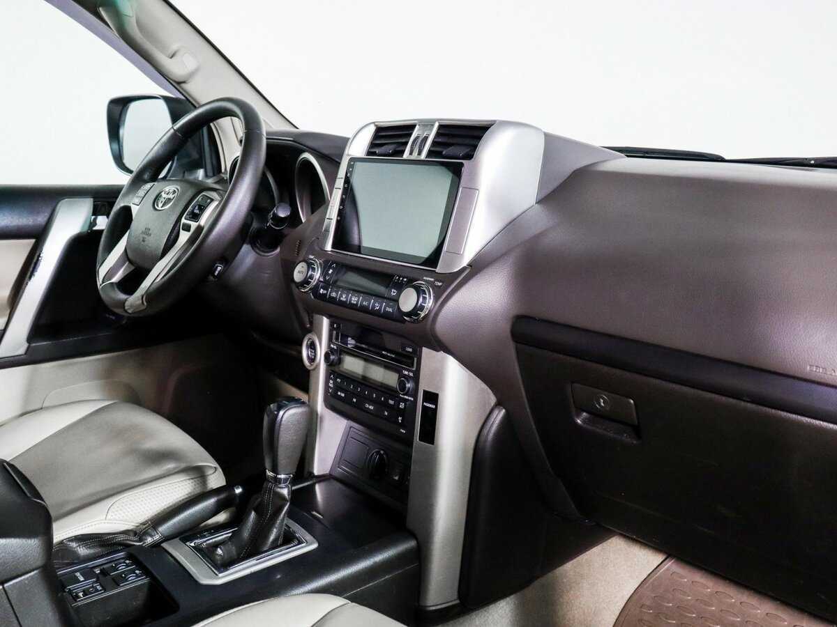 Купить Toyota Land Cruiser Prado, 2010, 226 969 км, фото №6