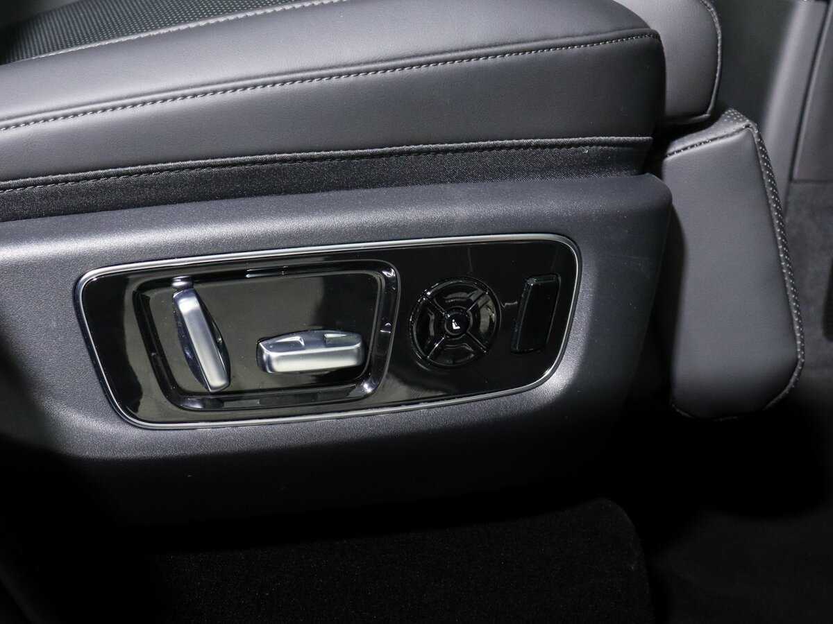 Купить LiXiang L9 52.3 kWh, 2024, 17 444 км, фото №25