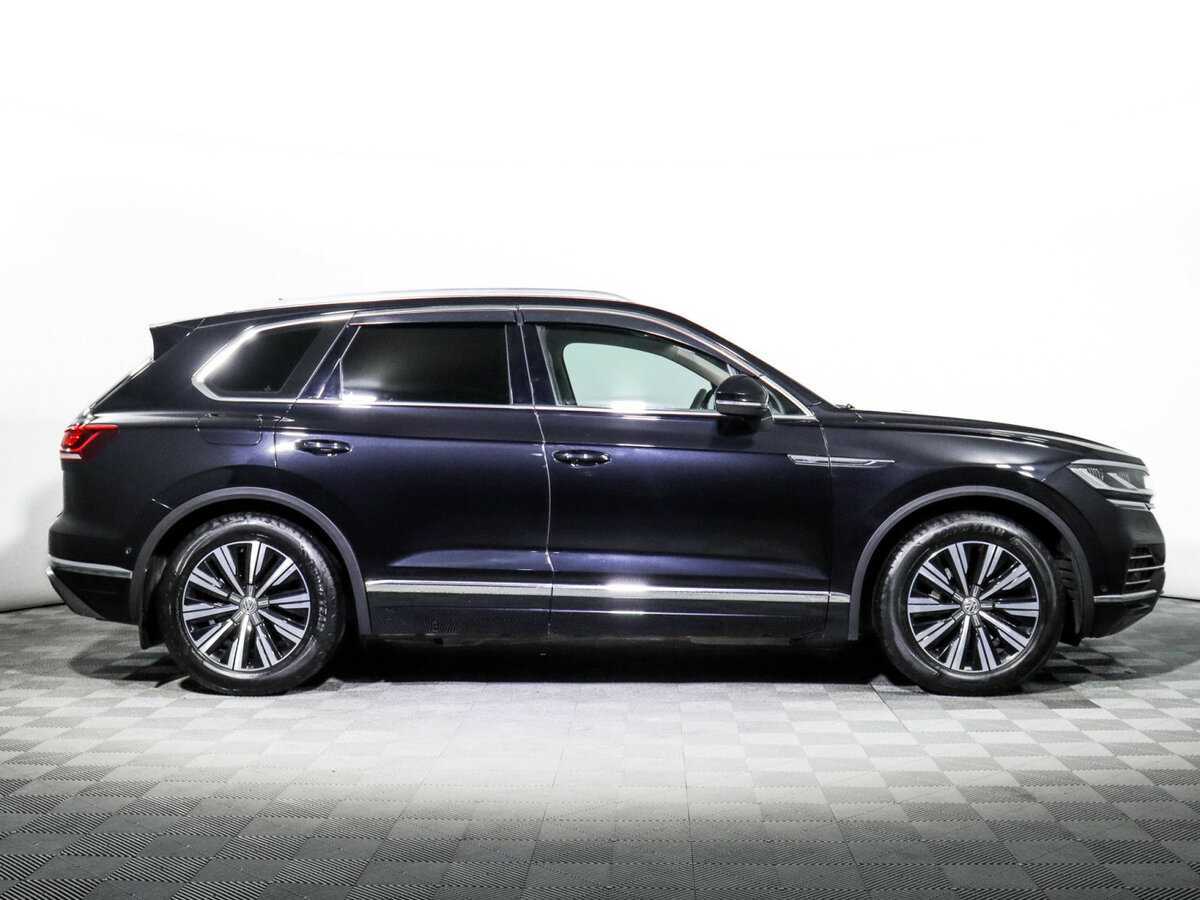 Купить Volkswagen Touareg, 2020, 67 068 км, фото №4
