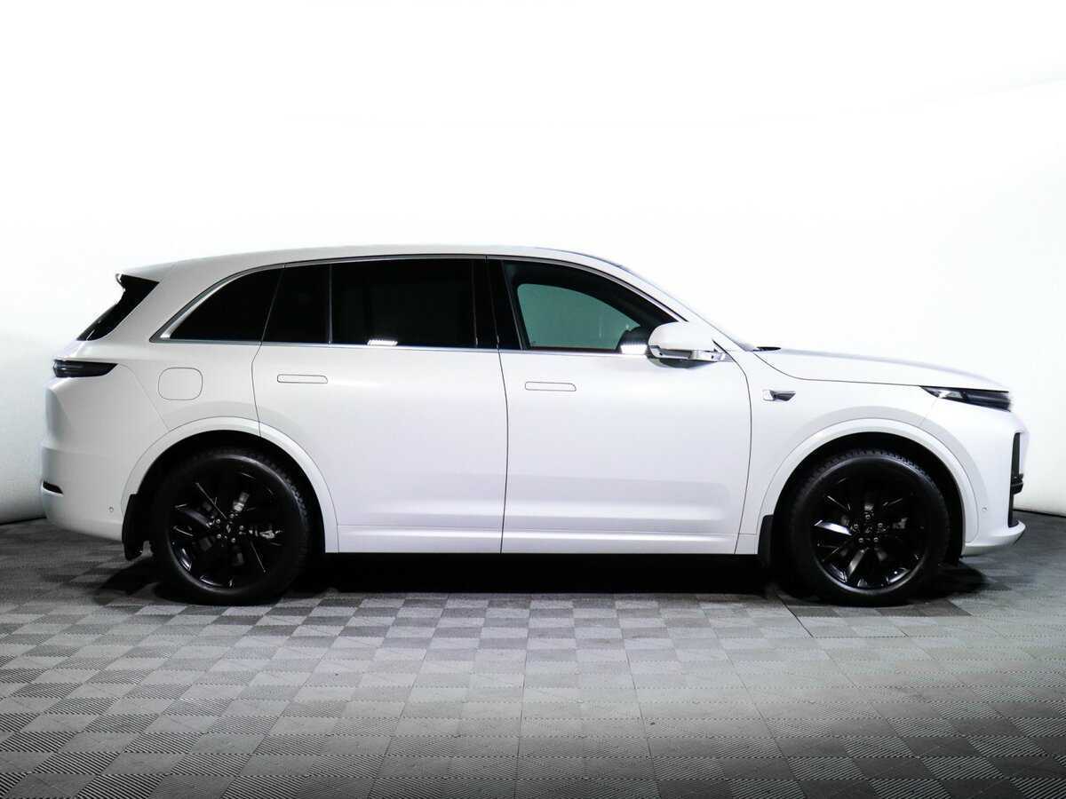 Купить LiXiang L7 42.8 kWh, 2024, 3 855 км, фото №4