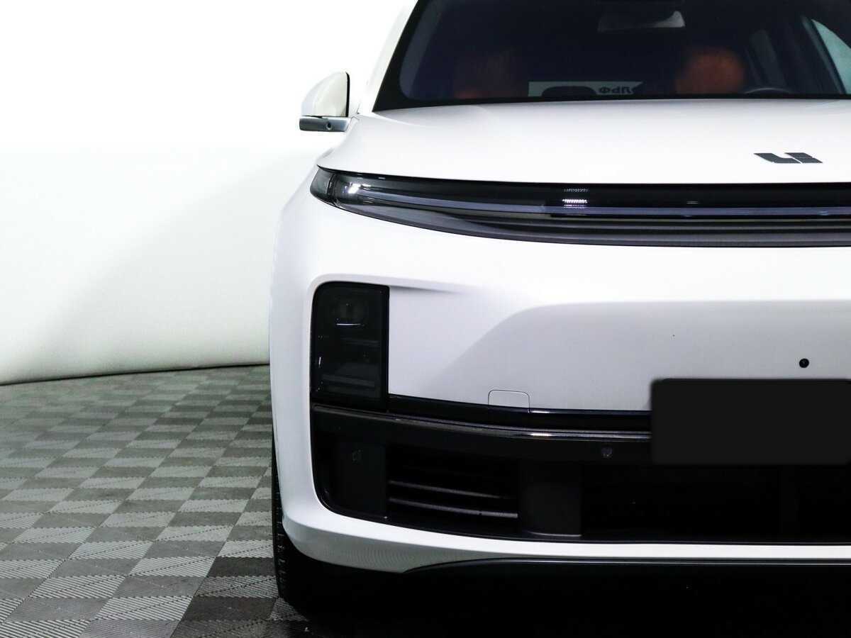Купить LiXiang L7 42.8 kWh, 2024, 3 855 км, фото №15
