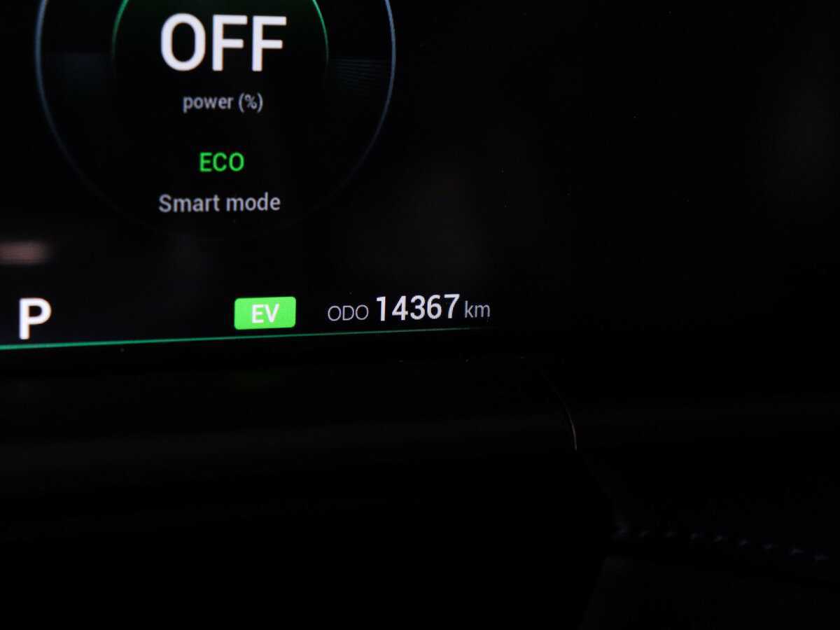 Купить Voyah Free, 2023, 14 400 км, фото №8