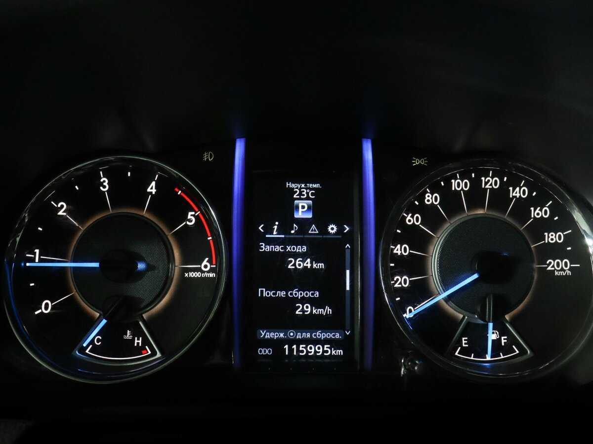 Купить Toyota Fortuner, 2019, 117 000 км, фото №8