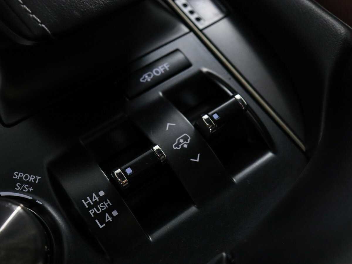 Купить Lexus LX 570, 2017, 182 543 км, фото №27