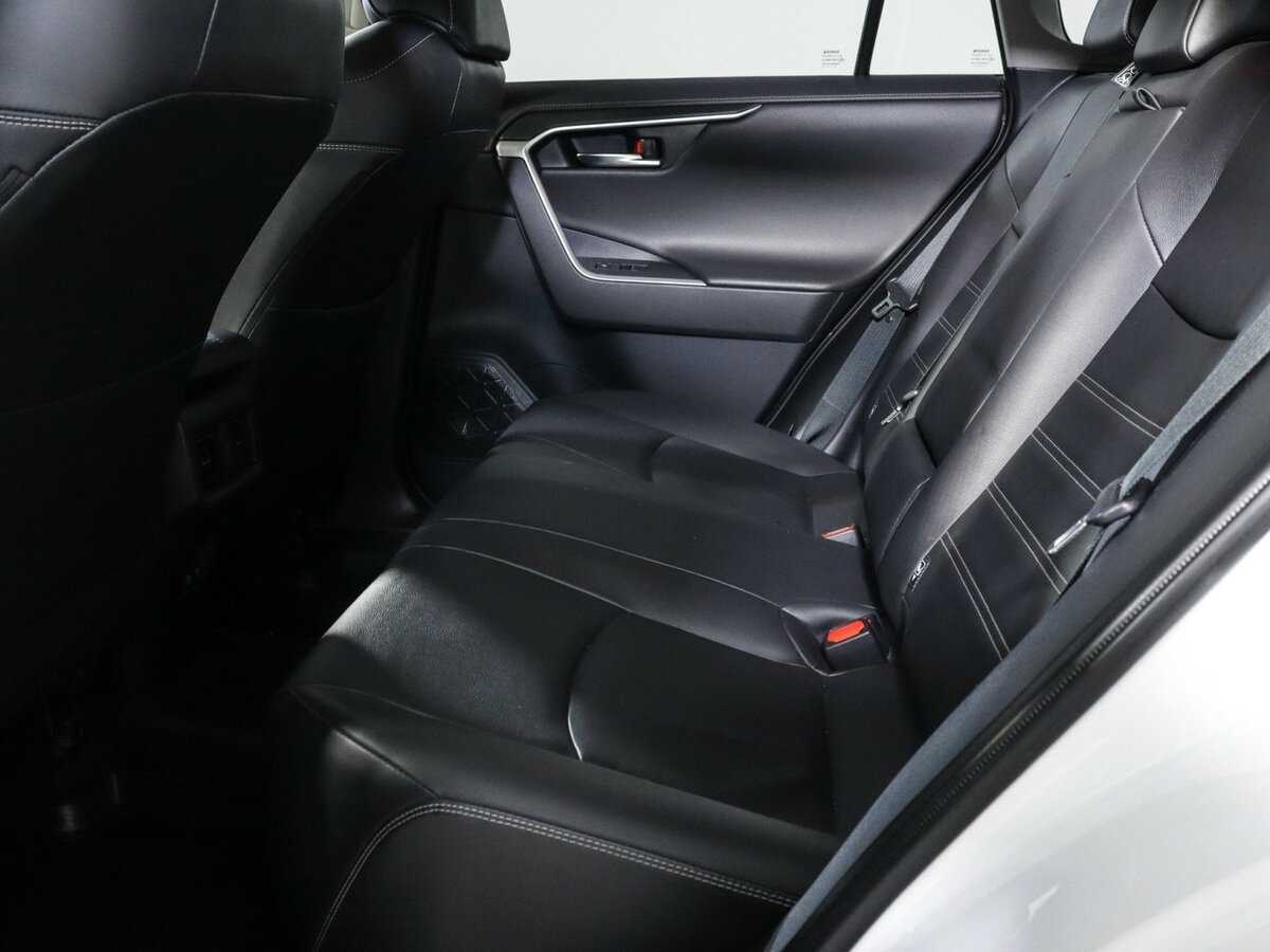 Купить Toyota RAV4, 2021, 68 235 км, фото №7