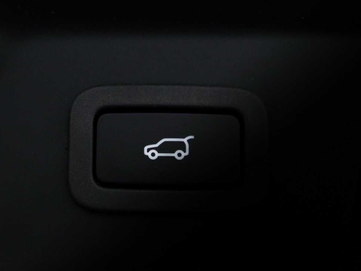 Купить Land Rover Range Rover Velar, 2018, 118 800 км, фото №18