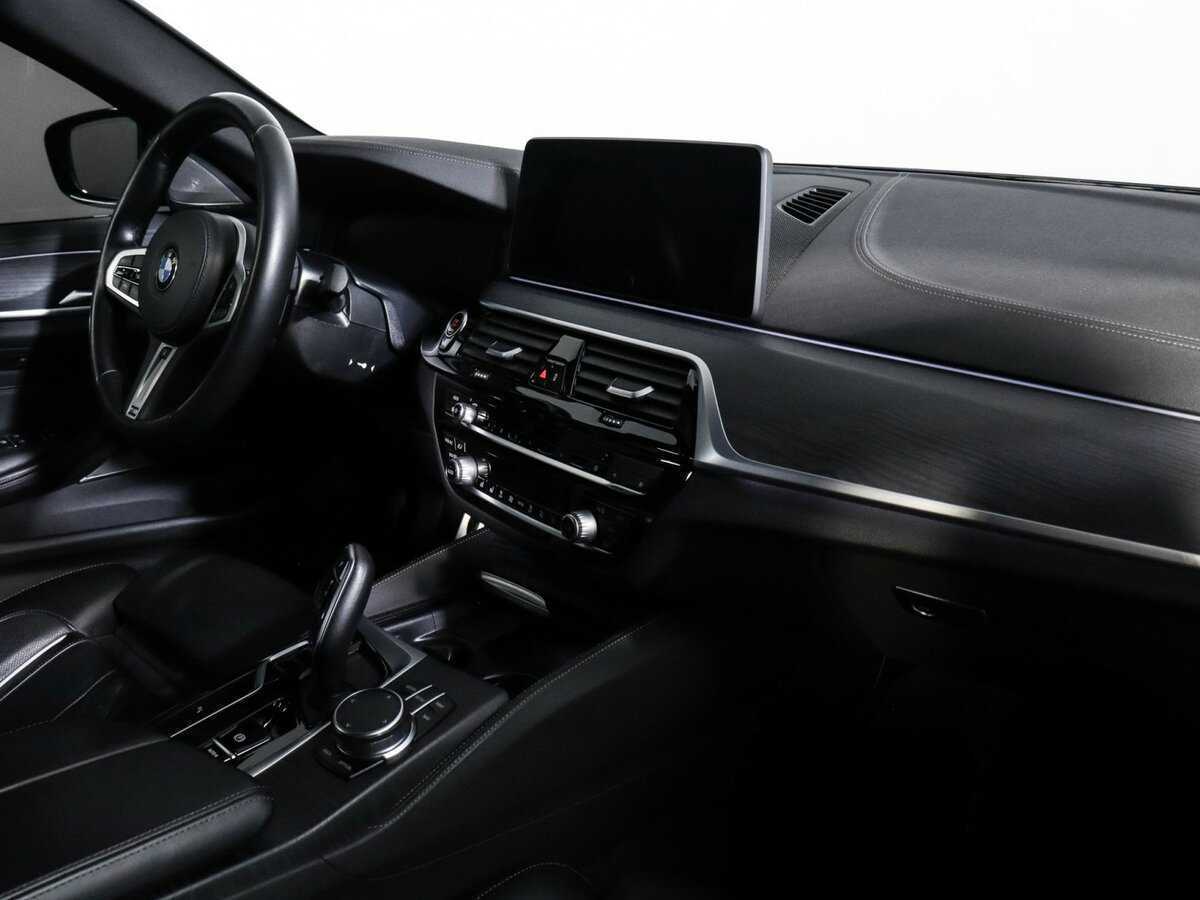 Купить BMW 5 серии 530d xDrive, 2020, 81 862 км, фото №6