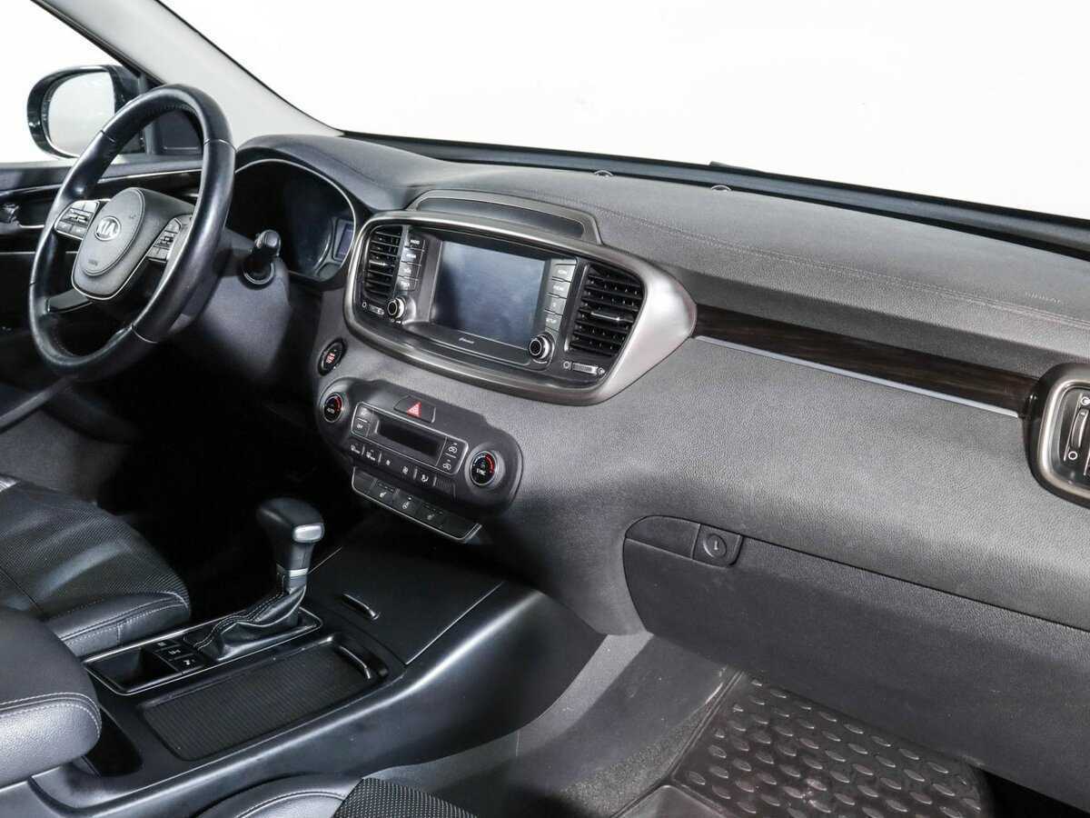 Купить Kia Sorento, 2019, 90 600 км, фото №4