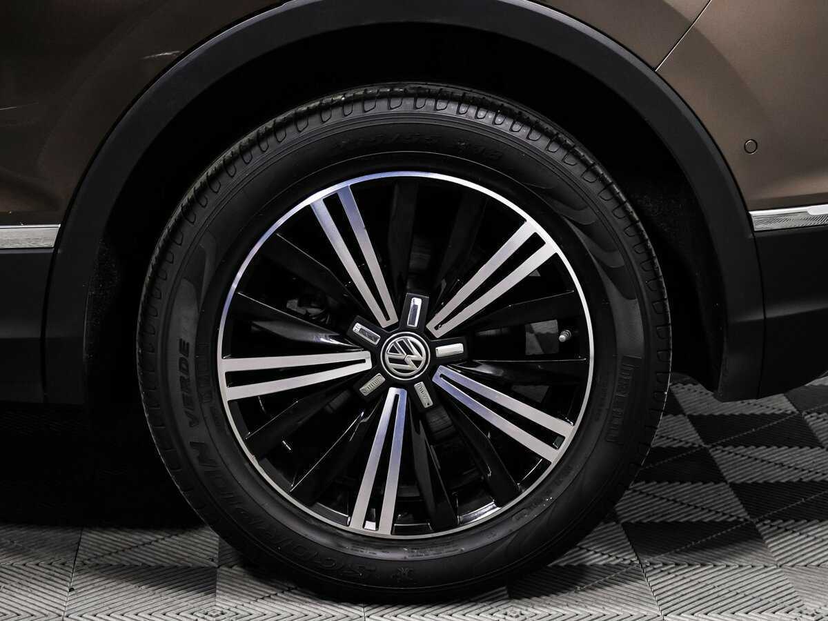 Купить Volkswagen Tiguan, 2017, 70 500 км, фото №18