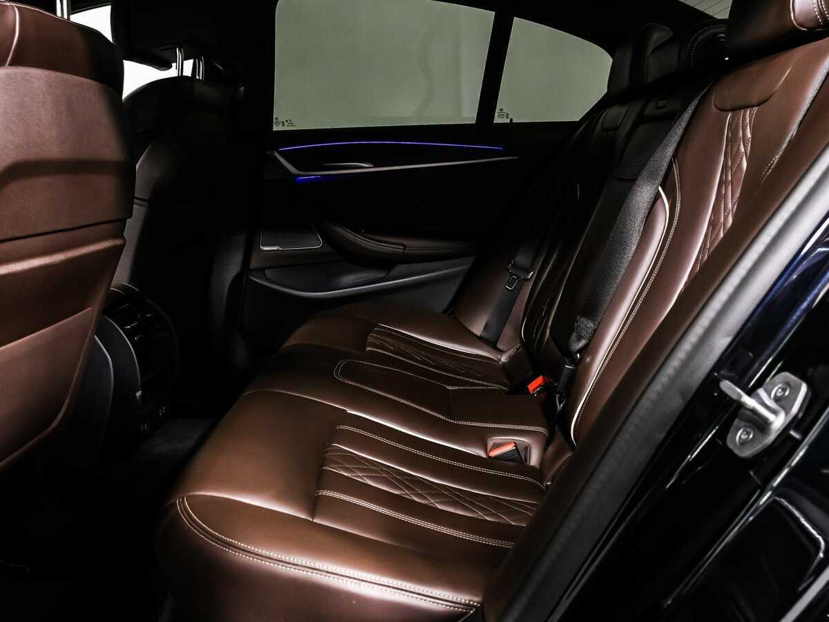 Купить BMW 5 серии 530d xDrive, 2020, 119 315 км, фото №13