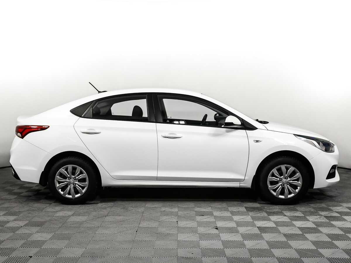 Купить Hyundai Solaris, 2018, 134 081 км, фото №4