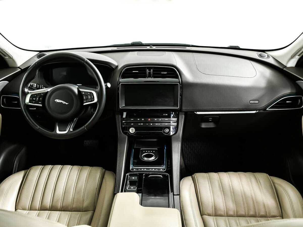 Купить Jaguar F-Pace, 2017, 58 884 км, фото №11