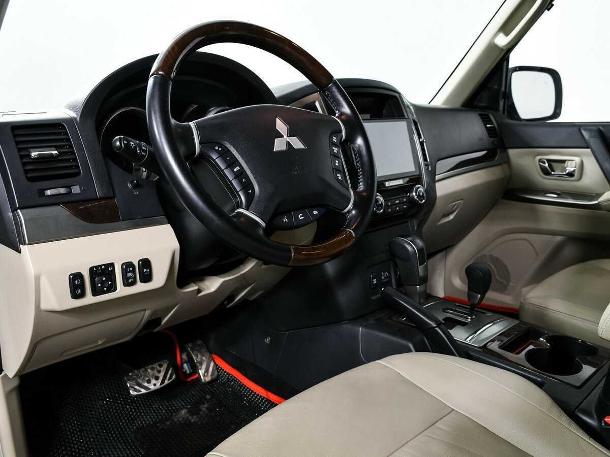 Купить Mitsubishi Pajero, 2019, 35 750 км, фото №13