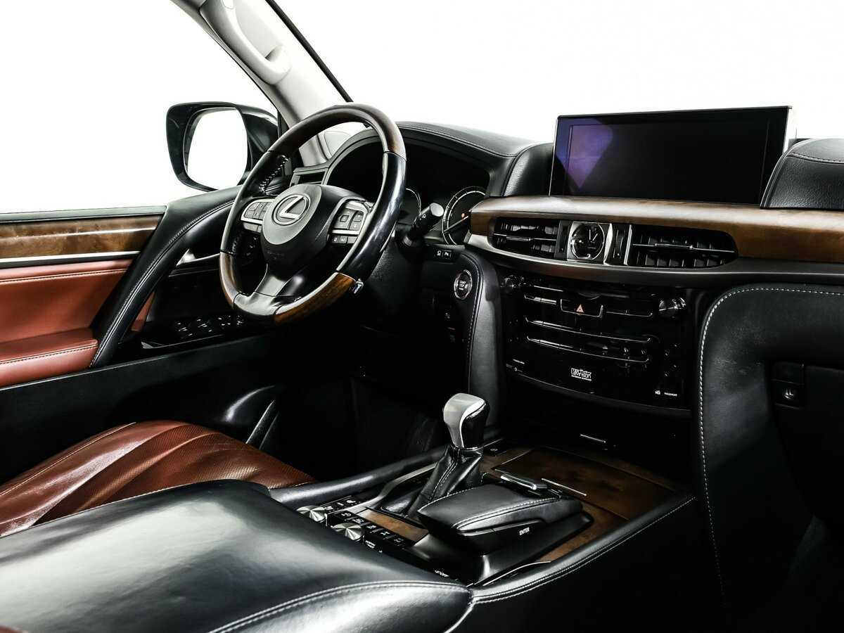 Купить Lexus LX 570, 2017, 218 000 км, фото №9