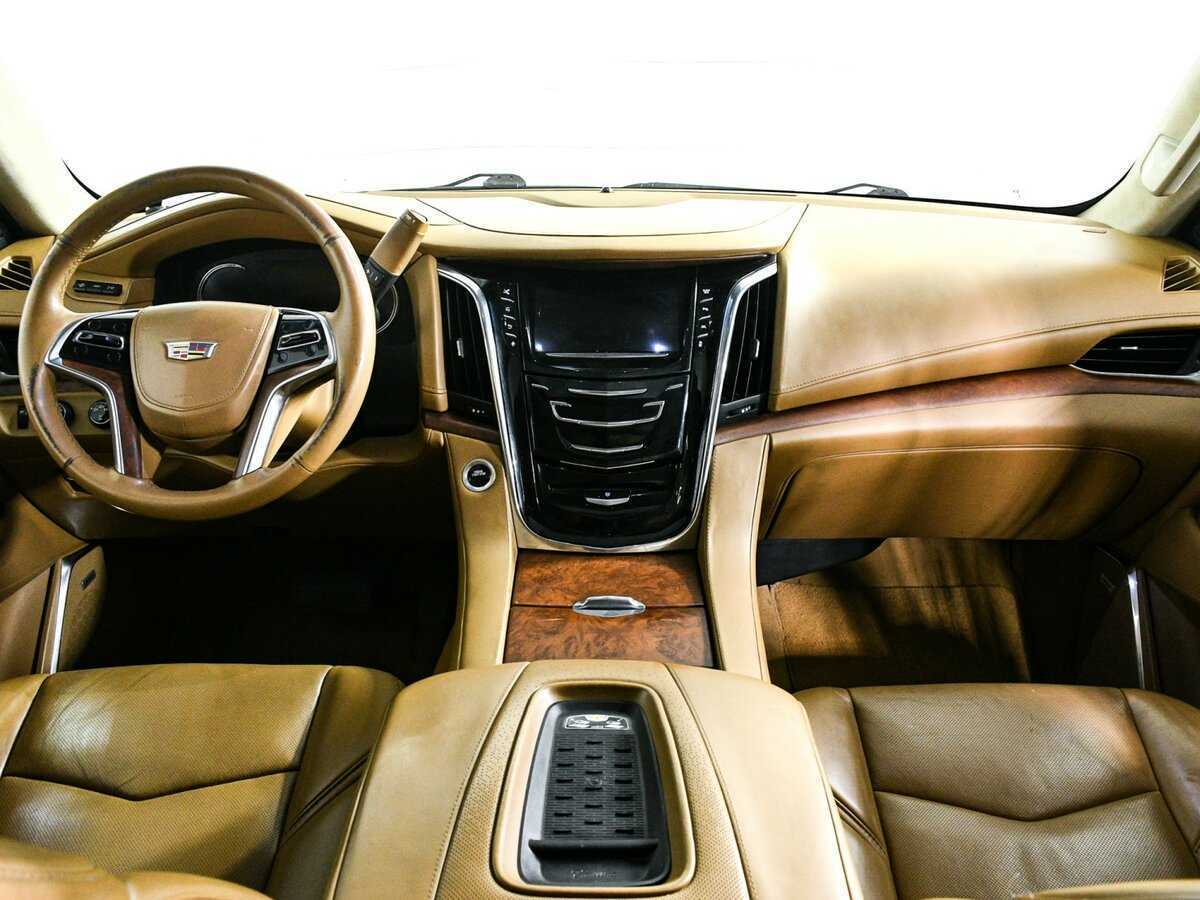 Купить Cadillac Escalade, 2016, 169 940 км, фото №9