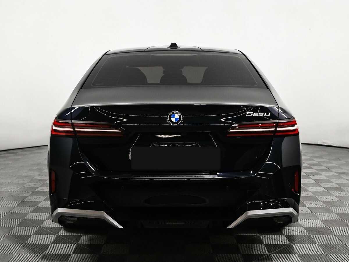 Купить BMW 5 серии Long 525Li, 2024, 4 360 км, фото №6