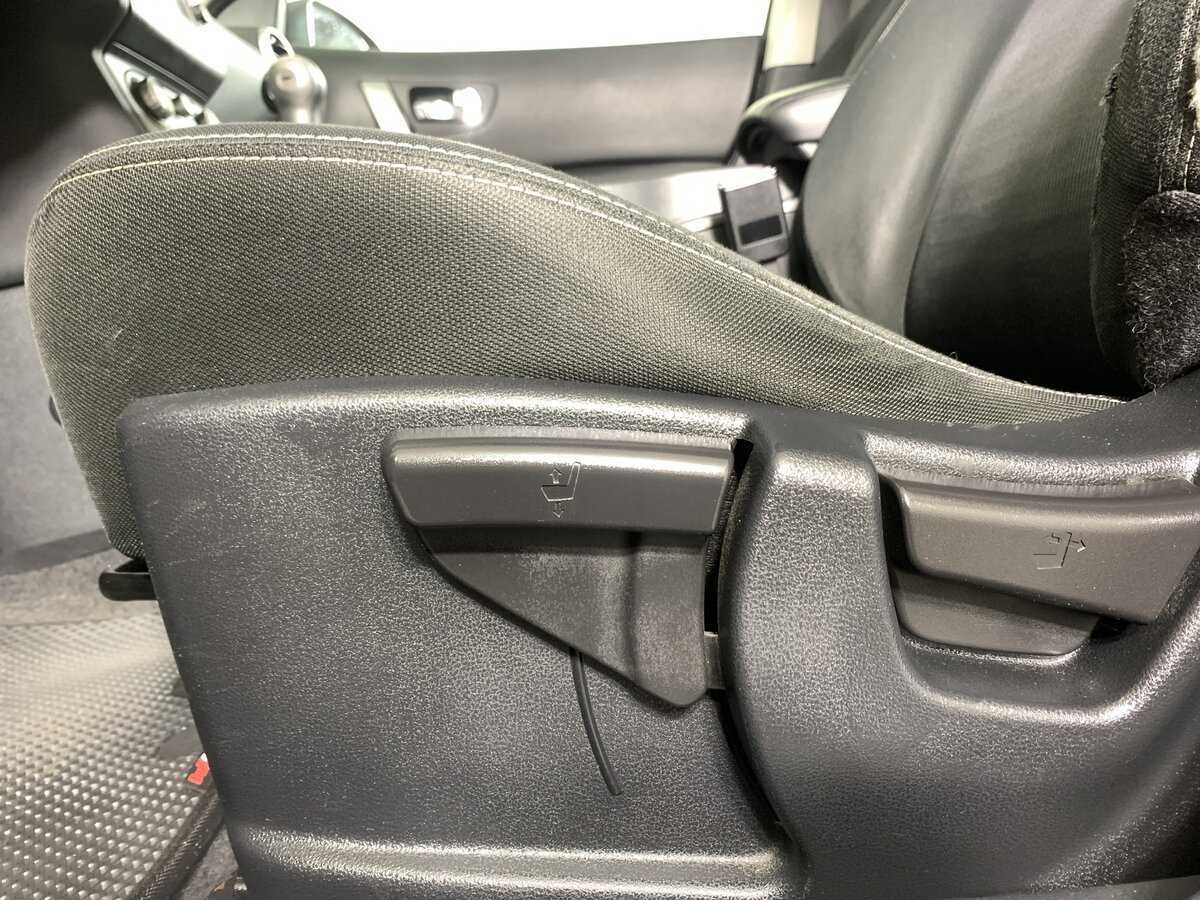 Купить Nissan Qashqai, 2011, 130 184 км, фото №14