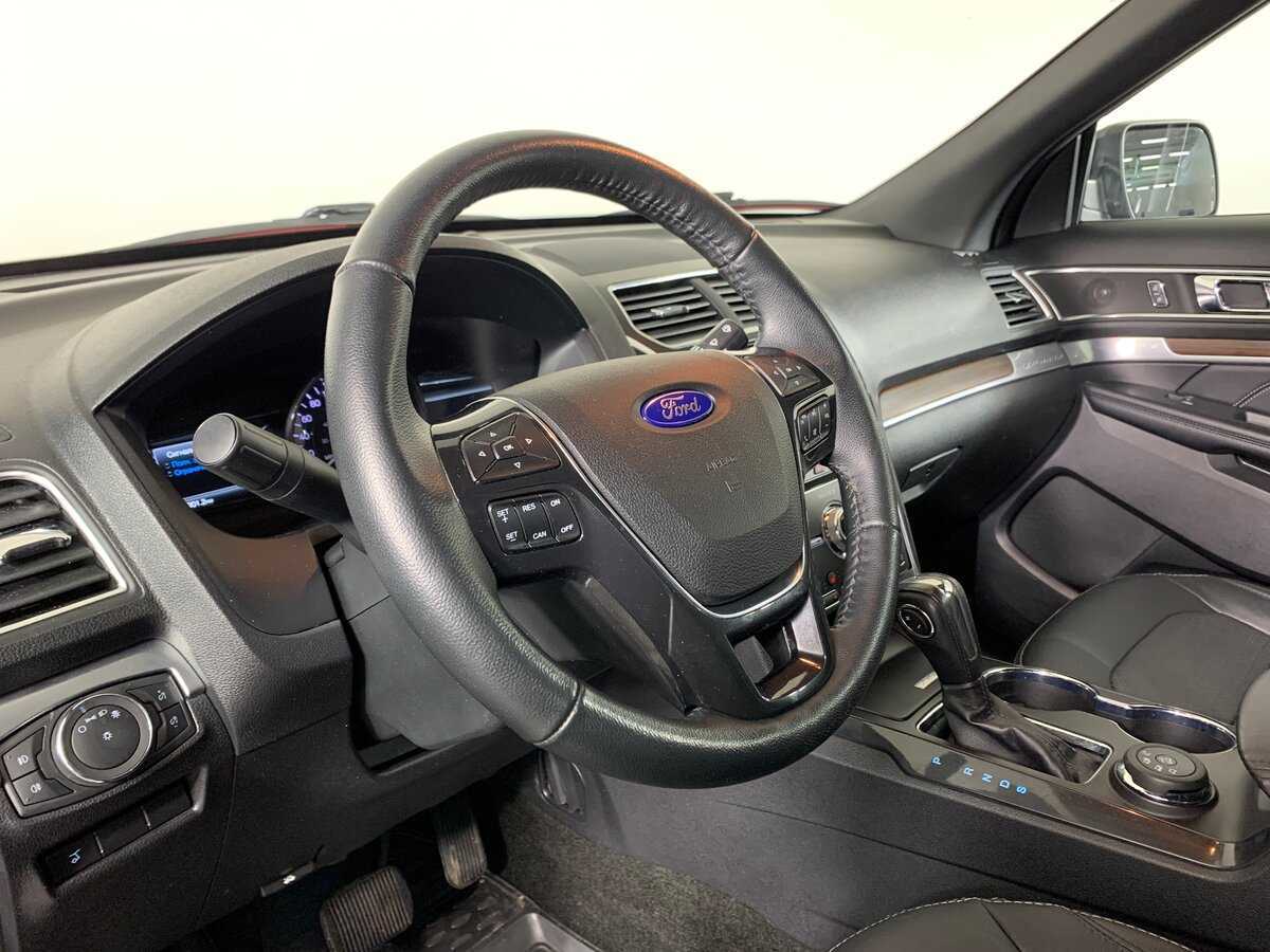 Купить Ford Explorer, 2018, 122 900 км, фото №12