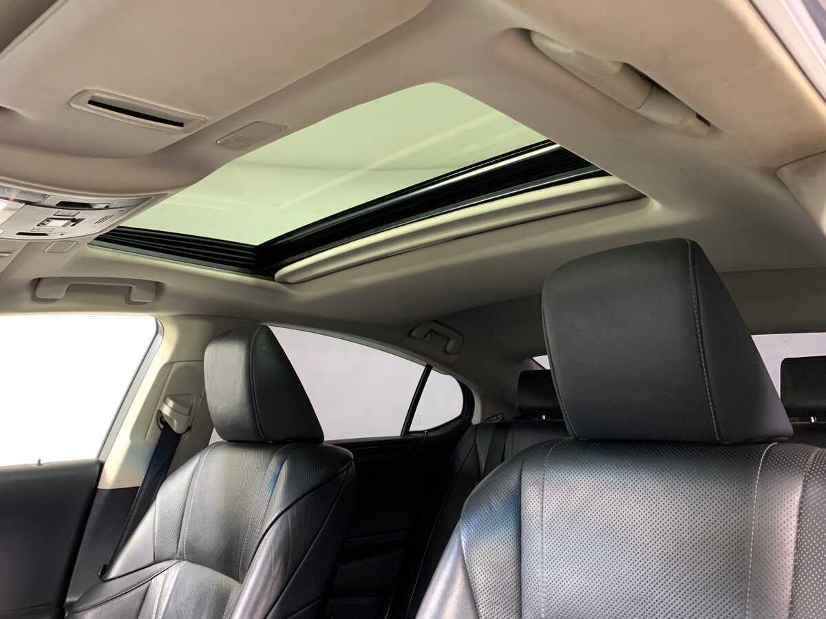 Купить Lexus ES 250, 2018, 240 204 км, фото №17