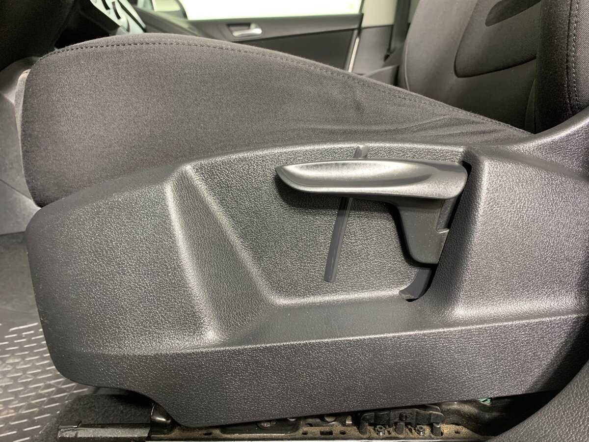 Купить Volkswagen Tiguan, 2009, 208 281 км, фото №17