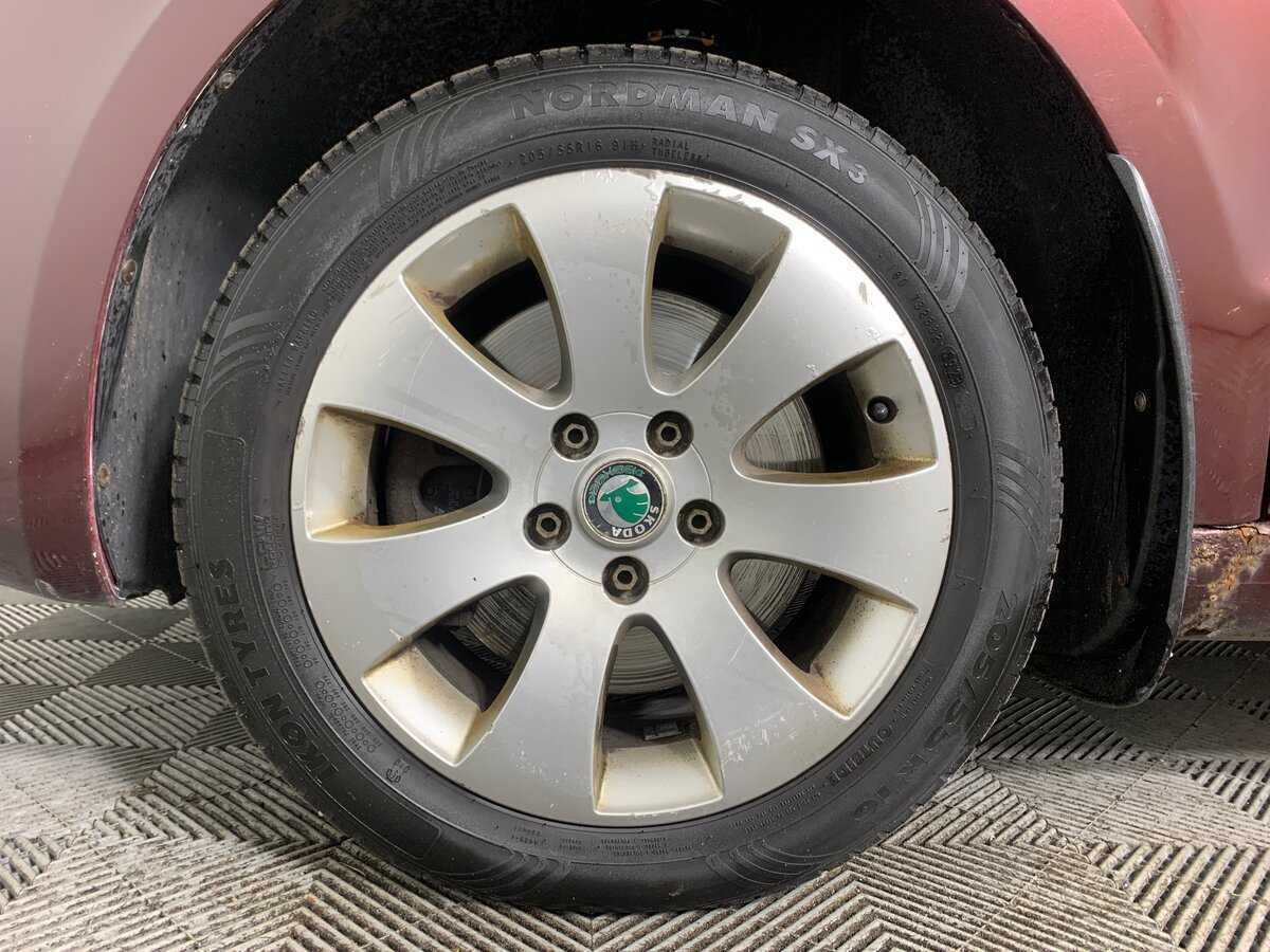 Купить Skoda Superb, 2009, 484 015 км, фото №10