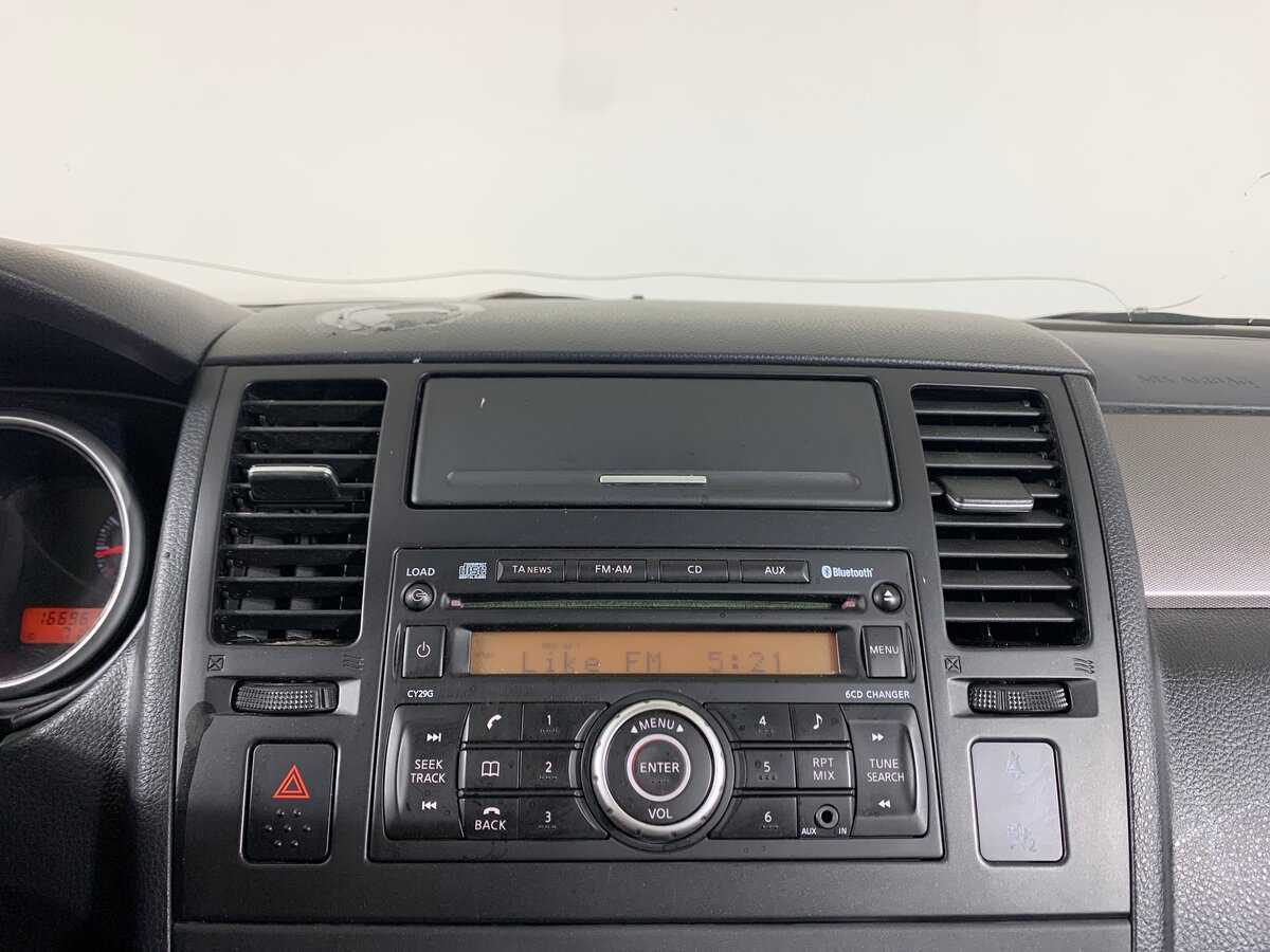 Купить Nissan Tiida, 2011, 166 959 км, фото №16