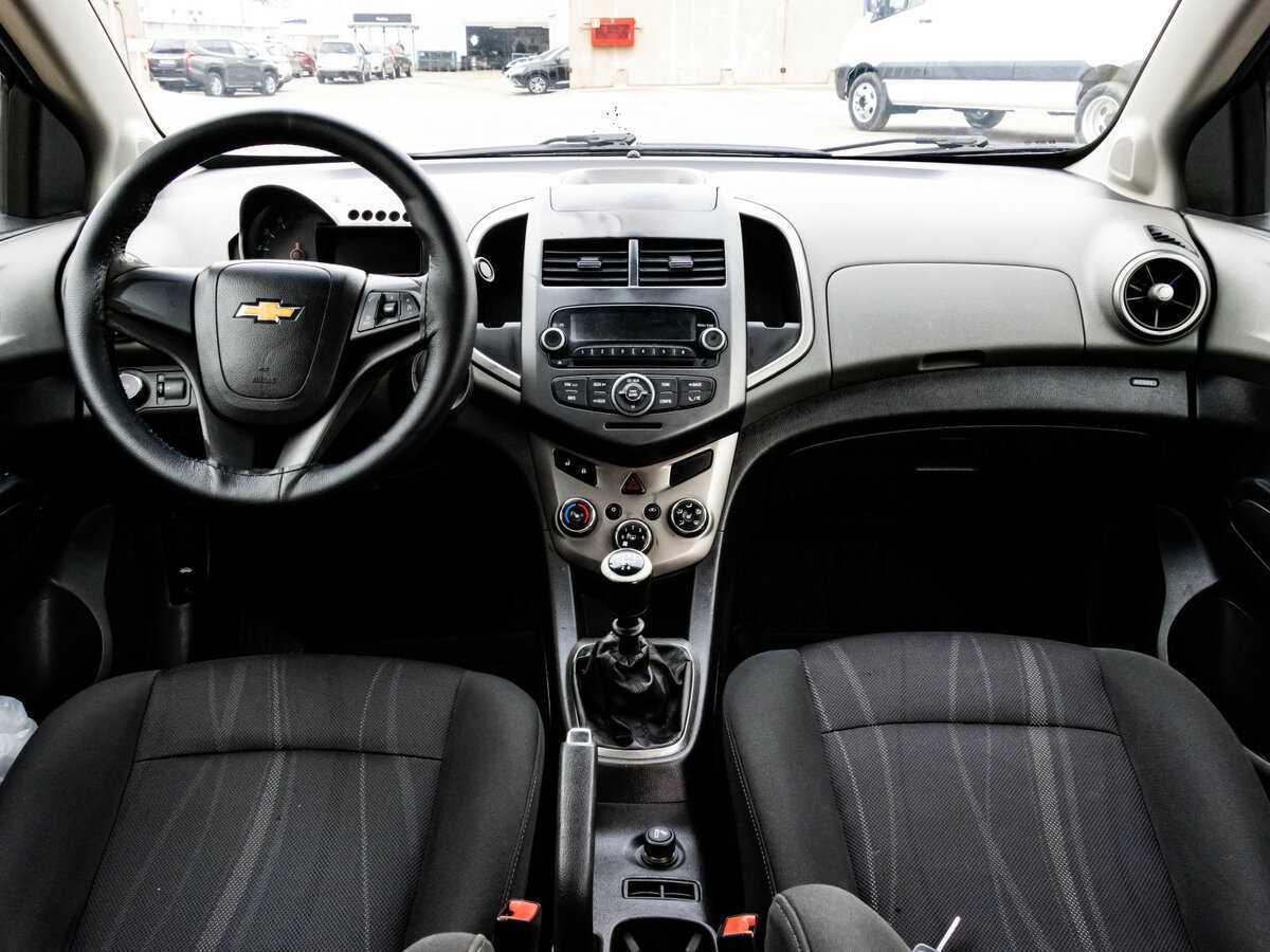 Купить Chevrolet Aveo, 2013, 243 929 км, фото №8