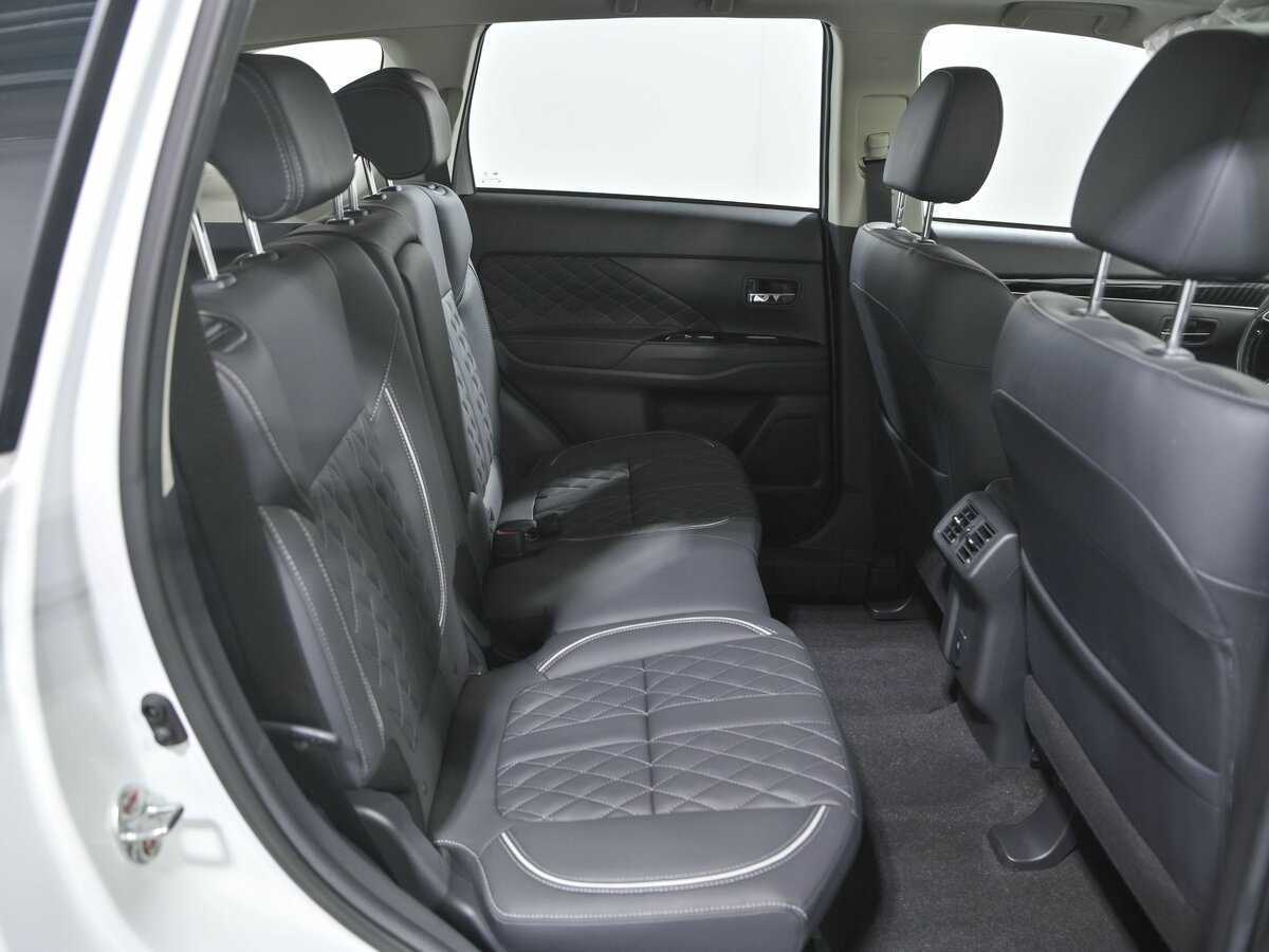 Купить Mitsubishi Outlander, 2022, 57 км, фото №17