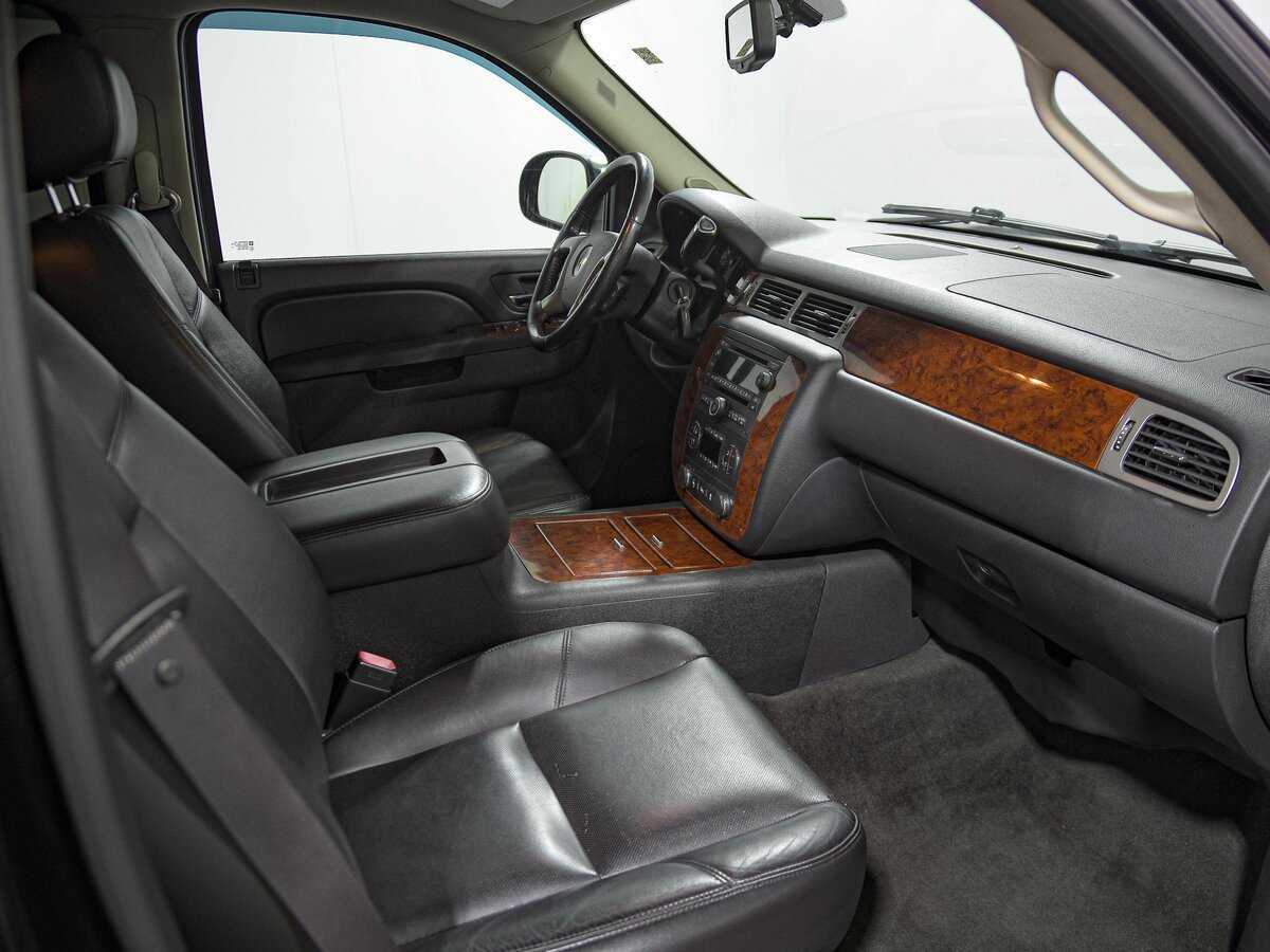 Купить Chevrolet Tahoe 6AT, 2012, 208 111 км, фото №17