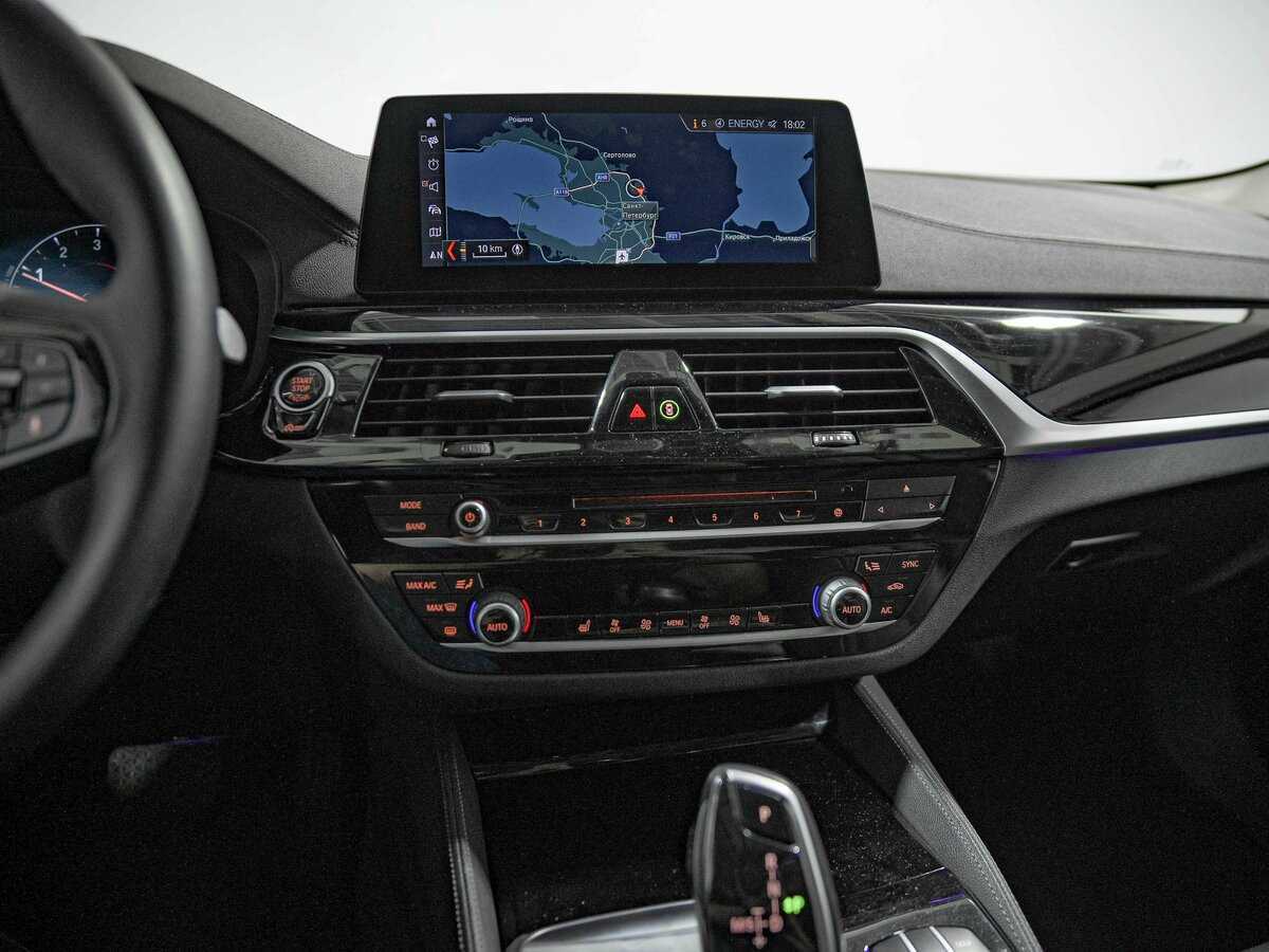 Купить BMW 5 серии 520i, 2019, 99 528 км, фото №11