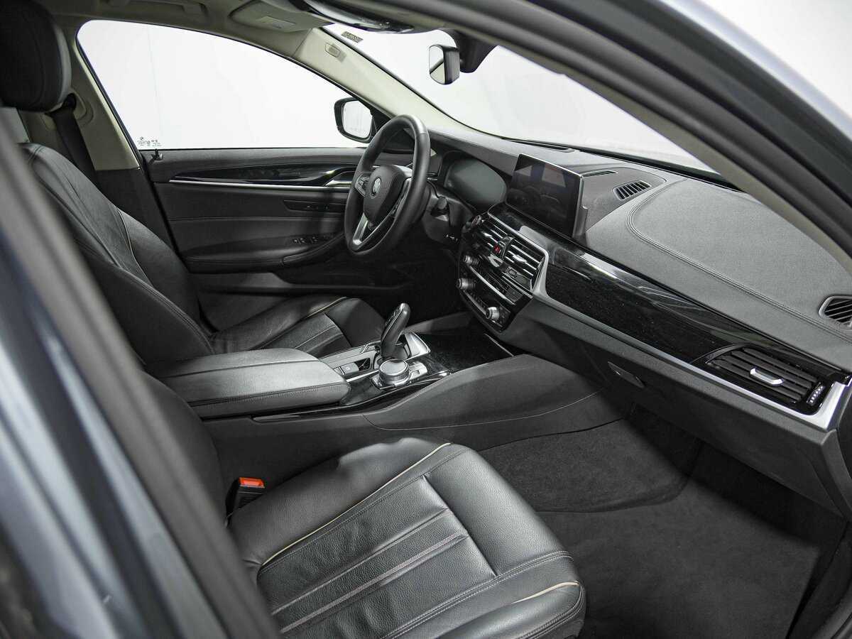 Купить BMW 5 серии 520i, 2019, 99 528 км, фото №21
