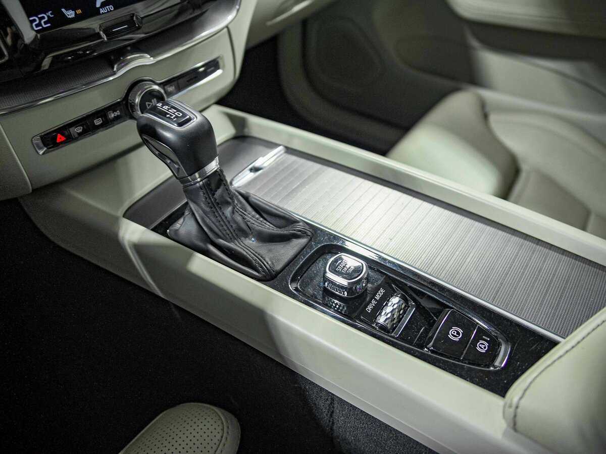 Купить Volvo XC60, 2017, 118 242 км, фото №13