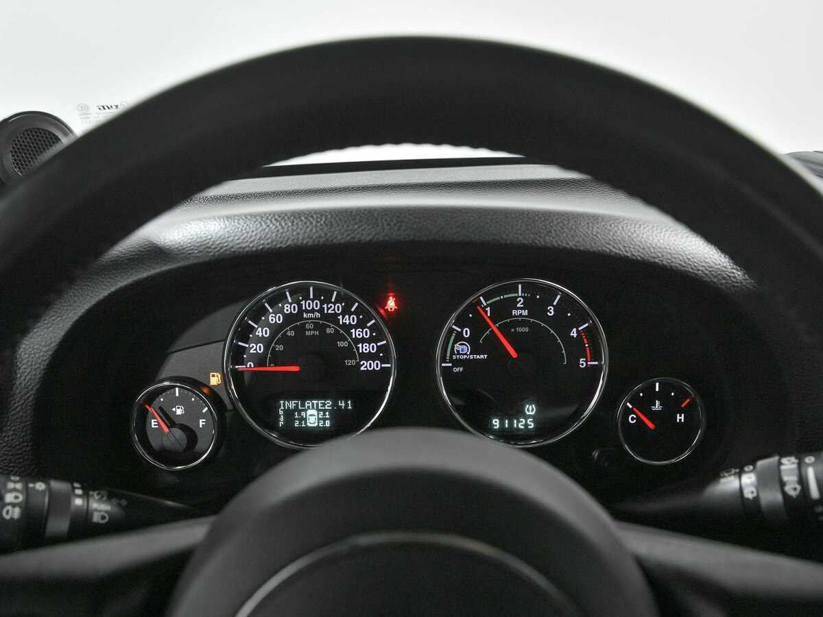 Купить Jeep Wrangler, 2013, 91 125 км, фото №7